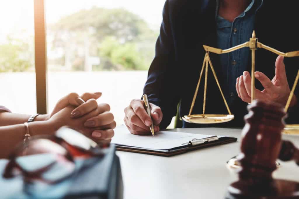 Court Applications vs. Mediation: A Less Stressful Path with EH Mediation Faversham